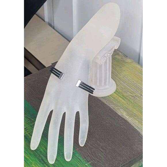 Garnet Cuff Bracelet In Black Stainless Steel - Picture 2 of 4